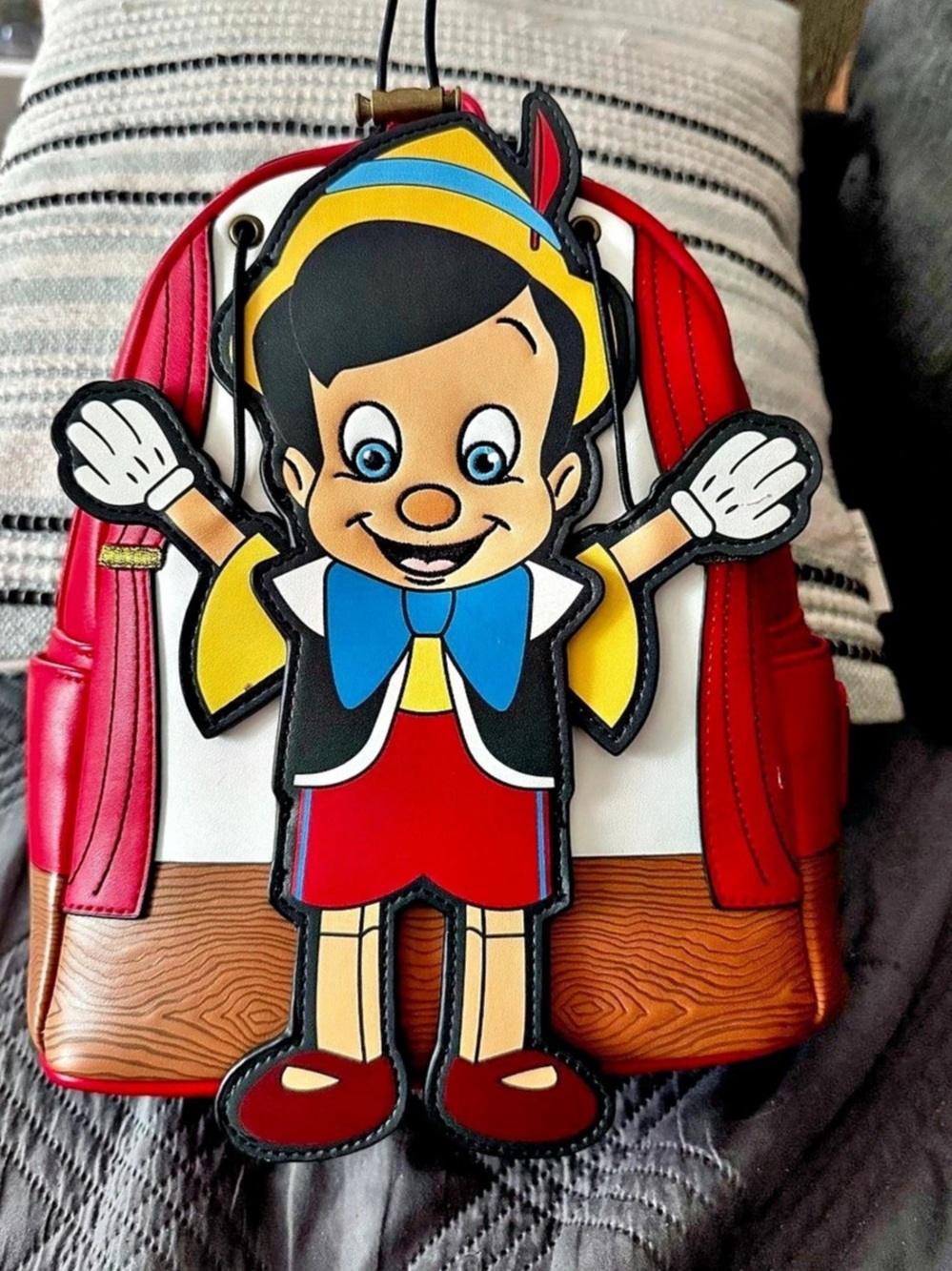 Loungefly Disney Pinocchio Marionette Mini Backpack with Matching Wallet. NWT